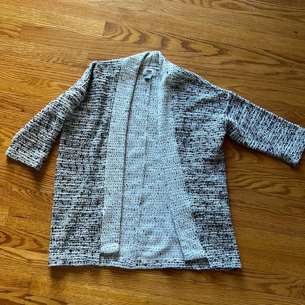 Woman’s Cardigan